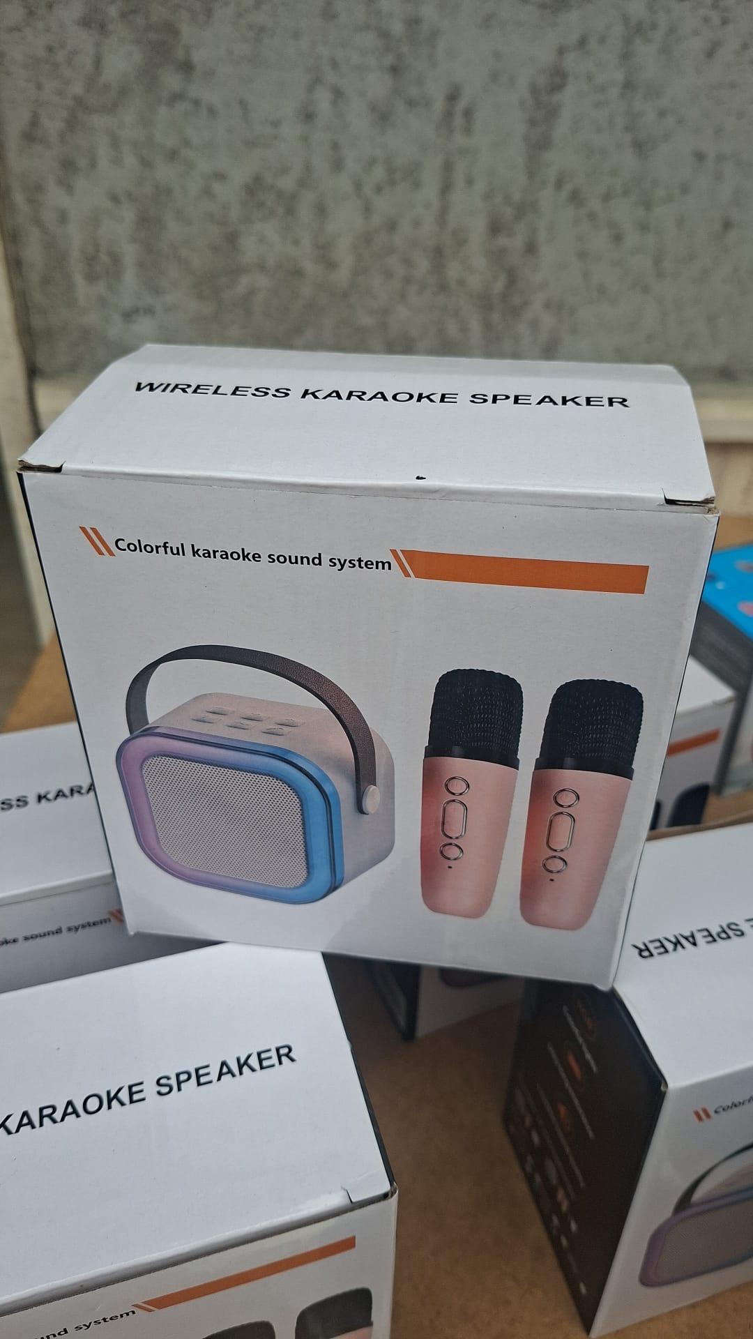 Wireless Karaoke Speaker con 2 microfoni